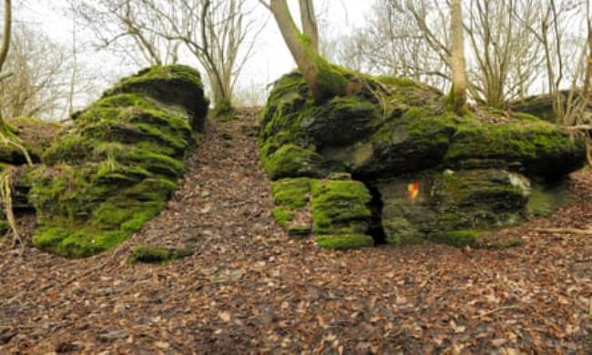 The entrance to Ogof Llywelyn (Llywelyn’s cave).