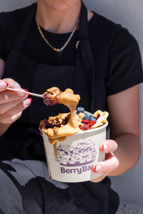 Azman is a fan of fruits in his acai bowls, especially when it’s “fresh and seasonal”.