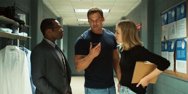Reacher, Roscoe, and Finlay in Reacher season 1, episode 3